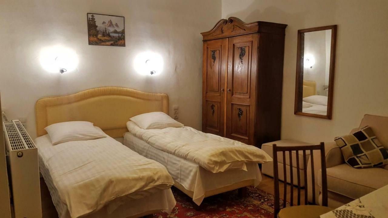 Room In An Old House Trouskavets Extérieur photo